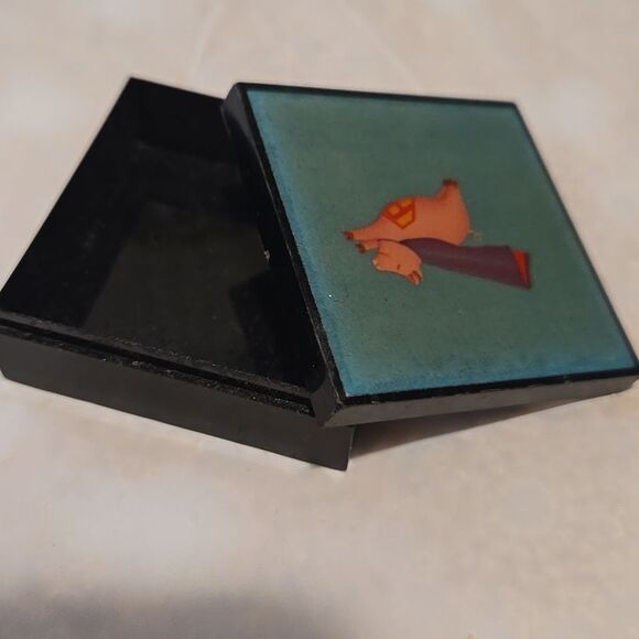 VTG Estate Sale Pig Trinket Box! Unique! 2x2 - Picture 7 of 9